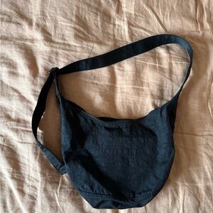 BAGGU medium nylon Crescent bag